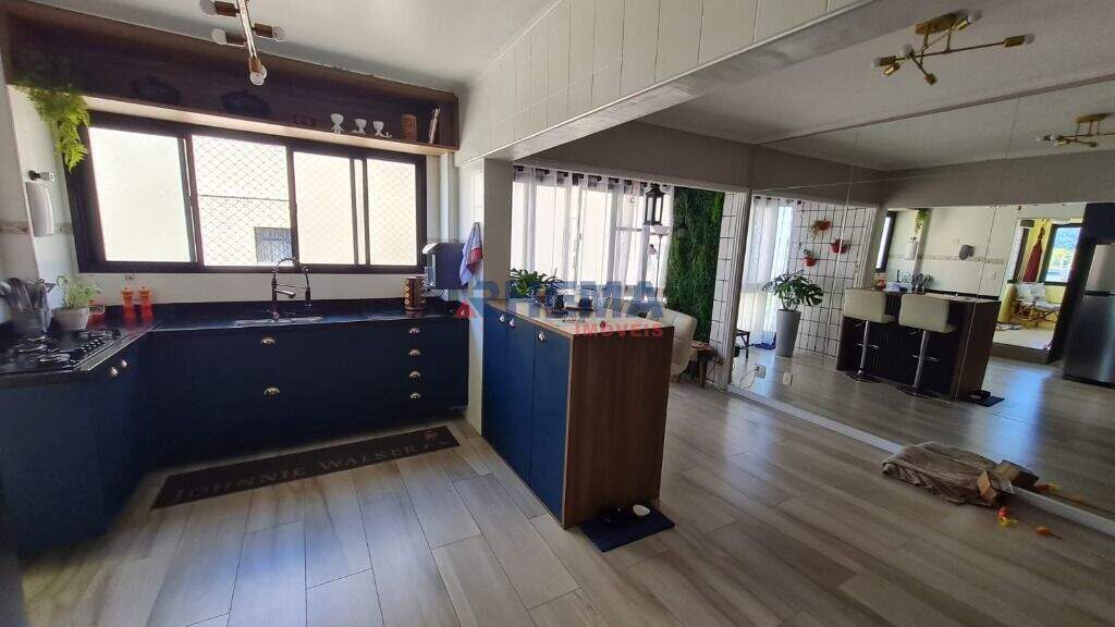 Apartamento à venda no Ponta da Praia: 
