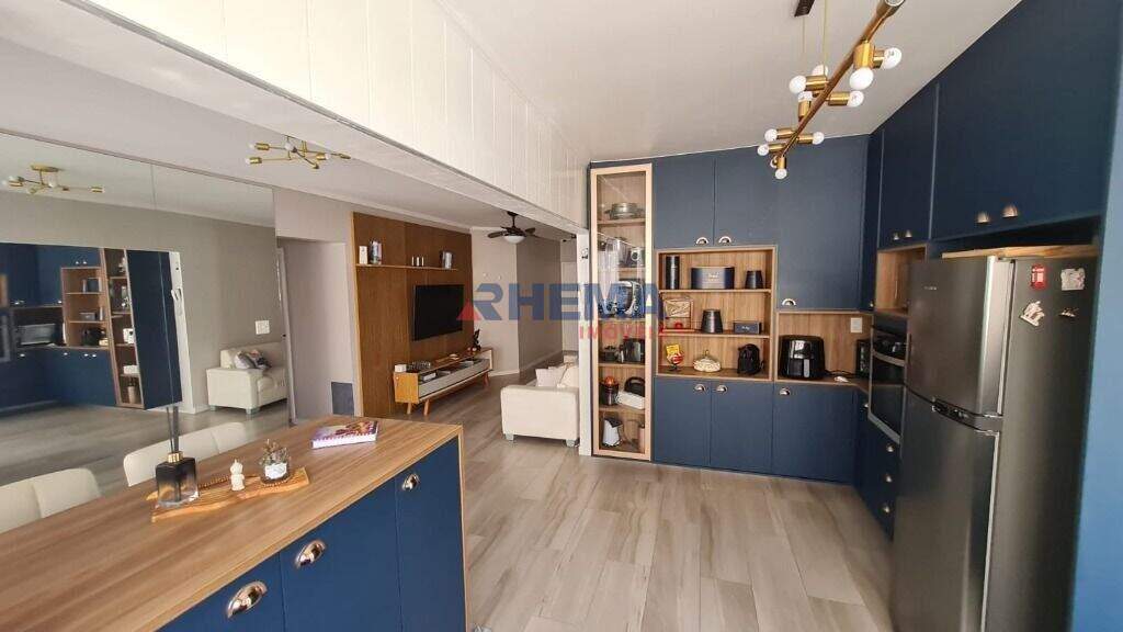 Apartamento à venda no Ponta da Praia: 