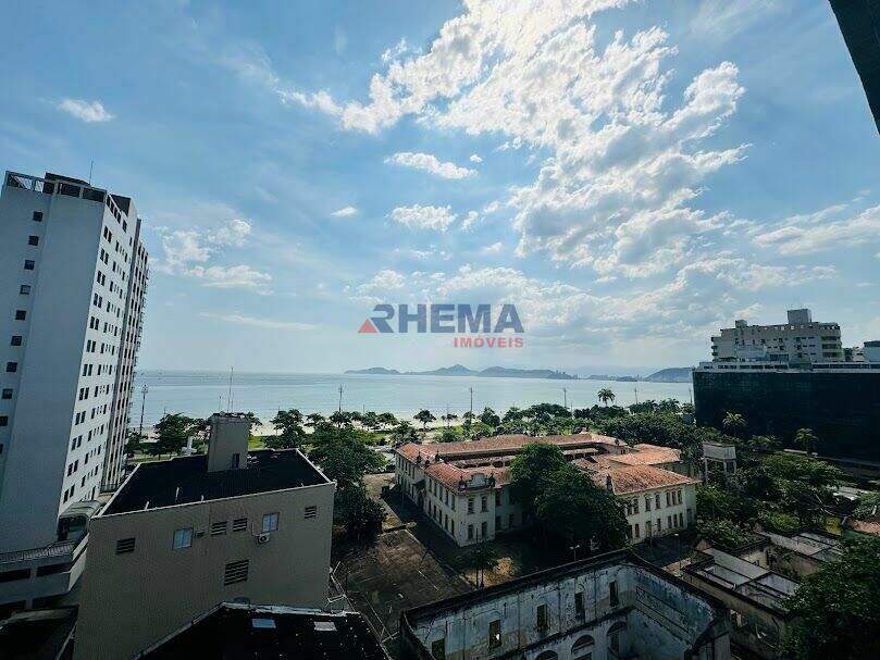 Cobertura à venda no Aparecida: 