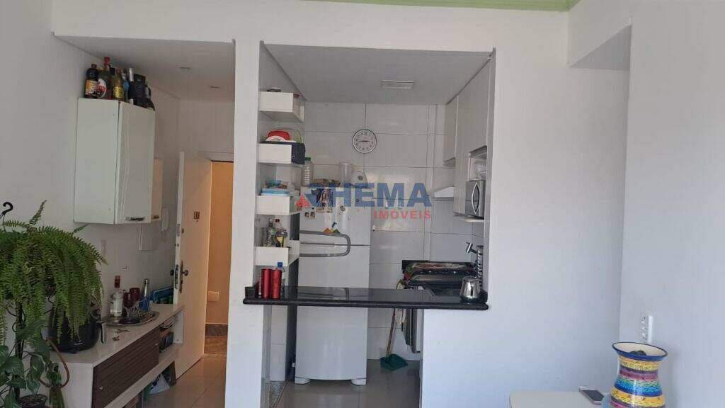 Apartamento à venda no Embaré: 