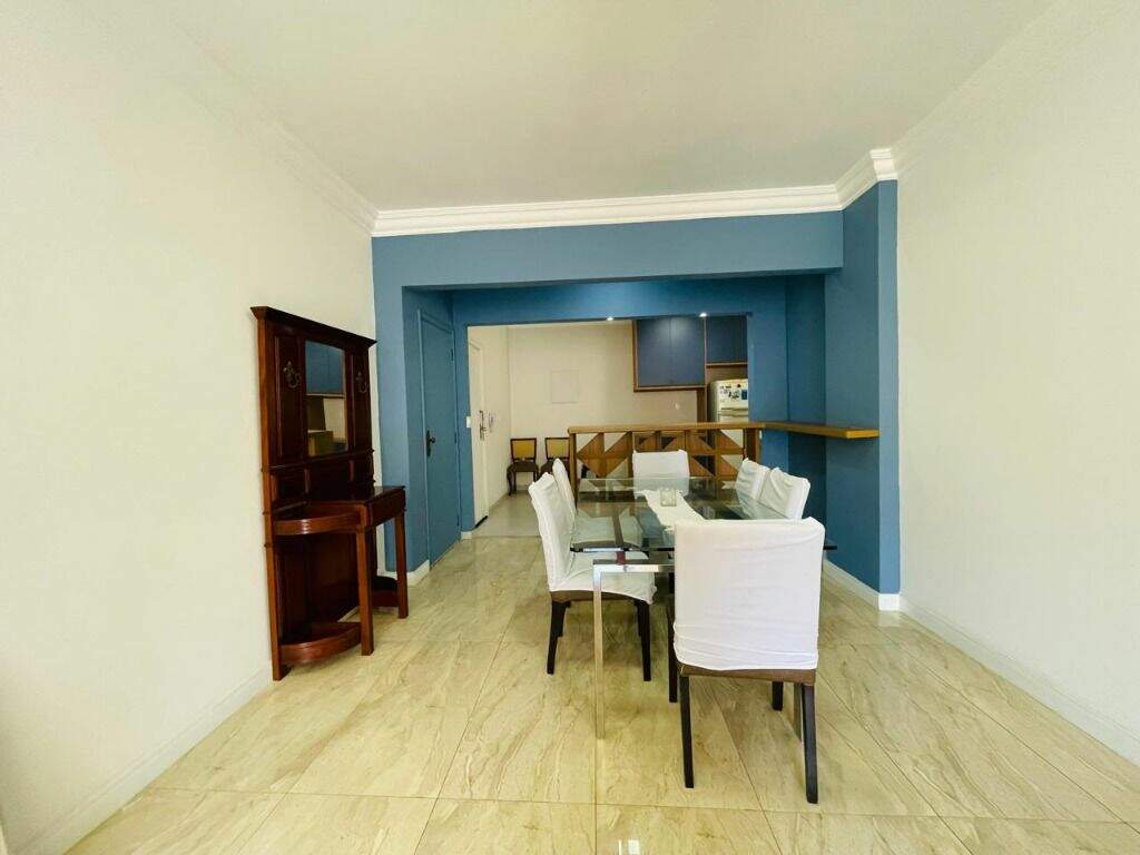 Apartamento à venda no Ponta da Praia: 