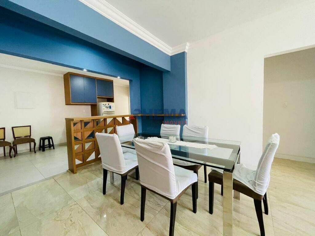 Apartamento à venda no Ponta da Praia: 