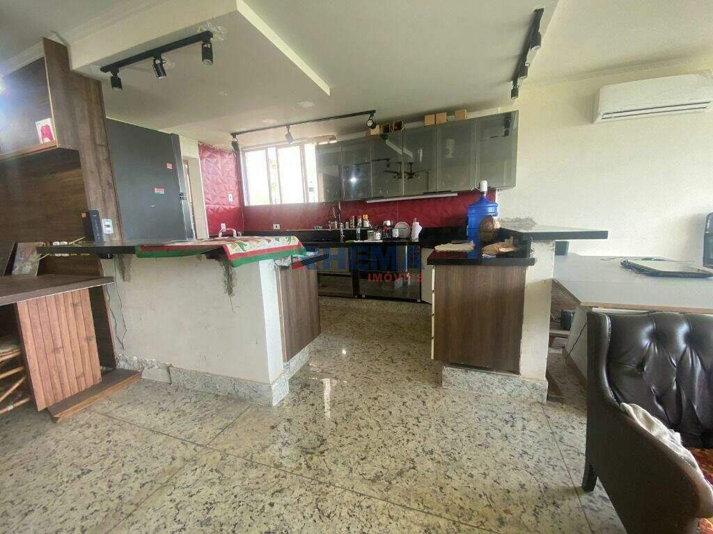 Apartamento à venda no Gonzaga: 