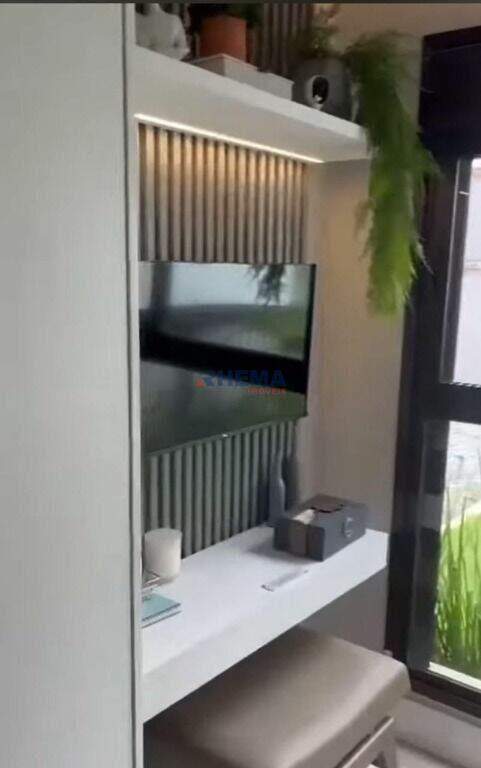 Apartamento à venda no Ponta da Praia: 