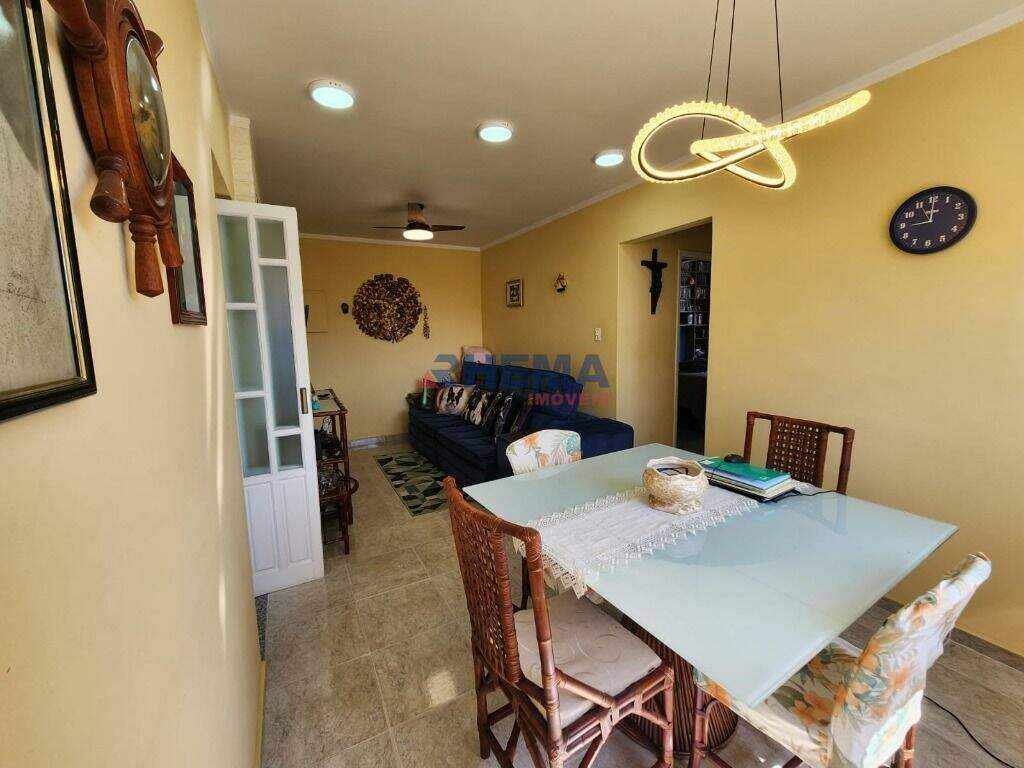 Apartamento à venda no Ponta da Praia: 