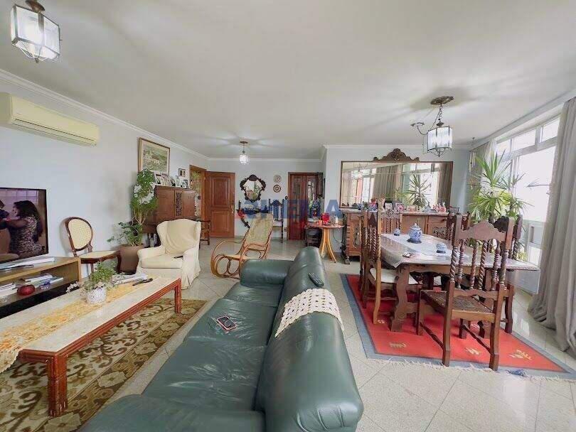 Apartamento à venda no Gonzaga: 