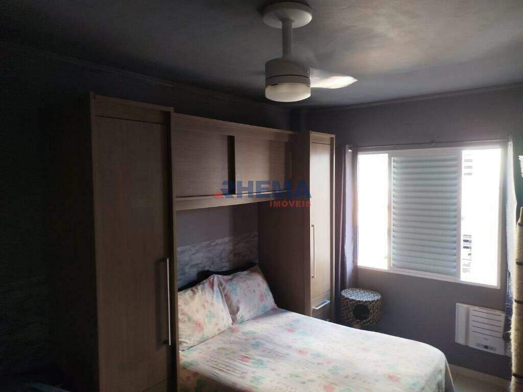 Kitnet à venda no Ponta da Praia: 