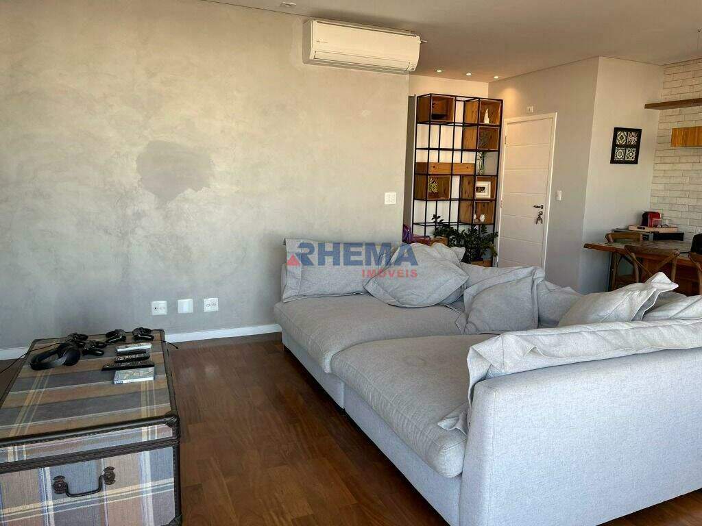 Apartamento à venda no Embaré: 