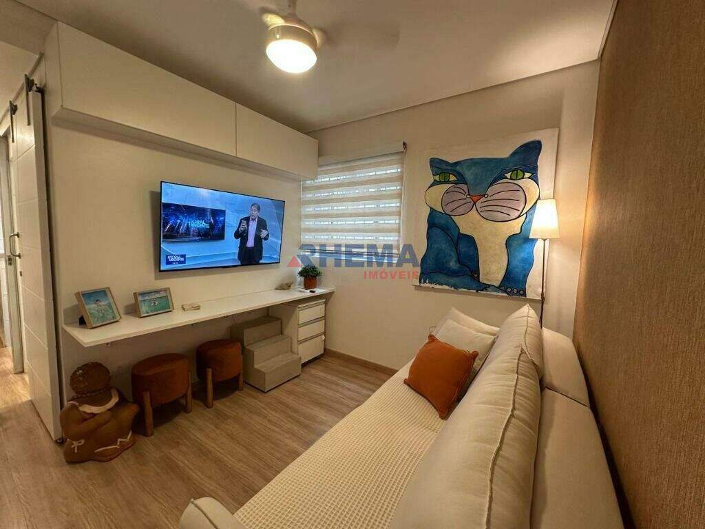 Apartamento à venda no Ponta da Praia: 