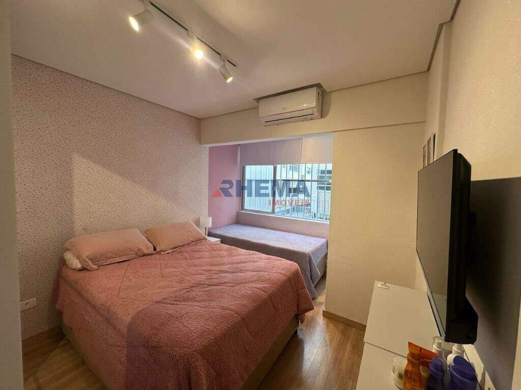 Apartamento à venda no Ponta da Praia: 
