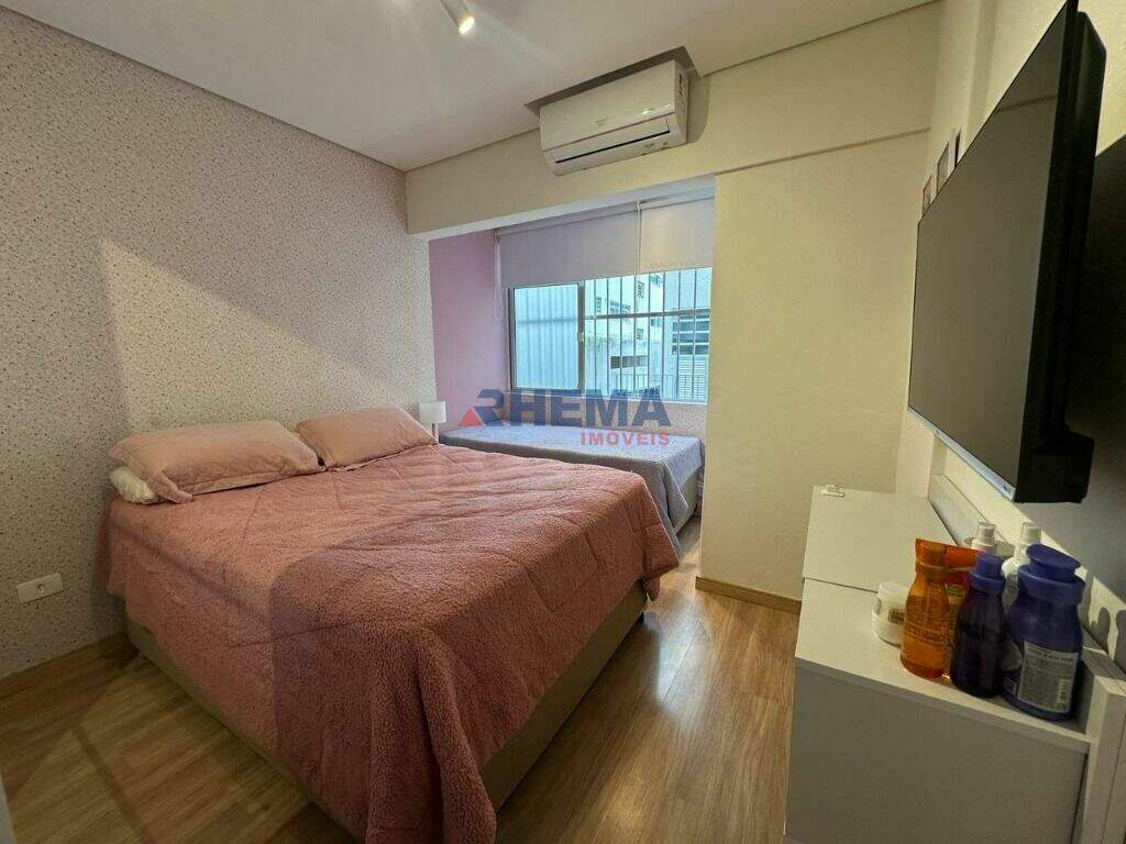 Apartamento à venda no Ponta da Praia: 