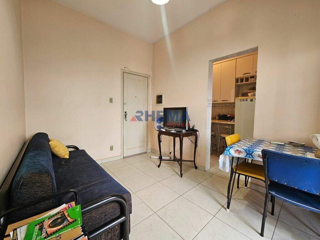 Apartamento à venda no Embaré: 