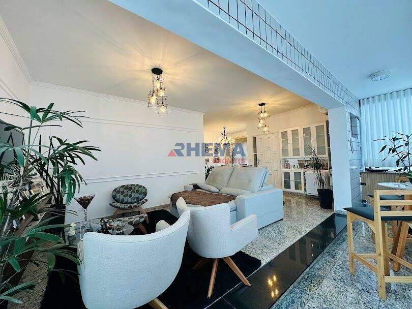 Apartamento à venda no Embaré: 