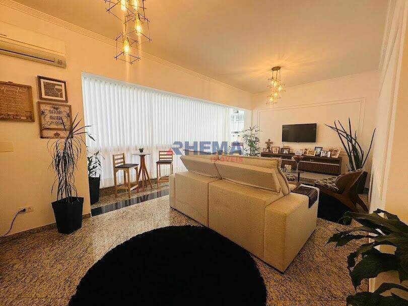 Apartamento à venda no Embaré: 