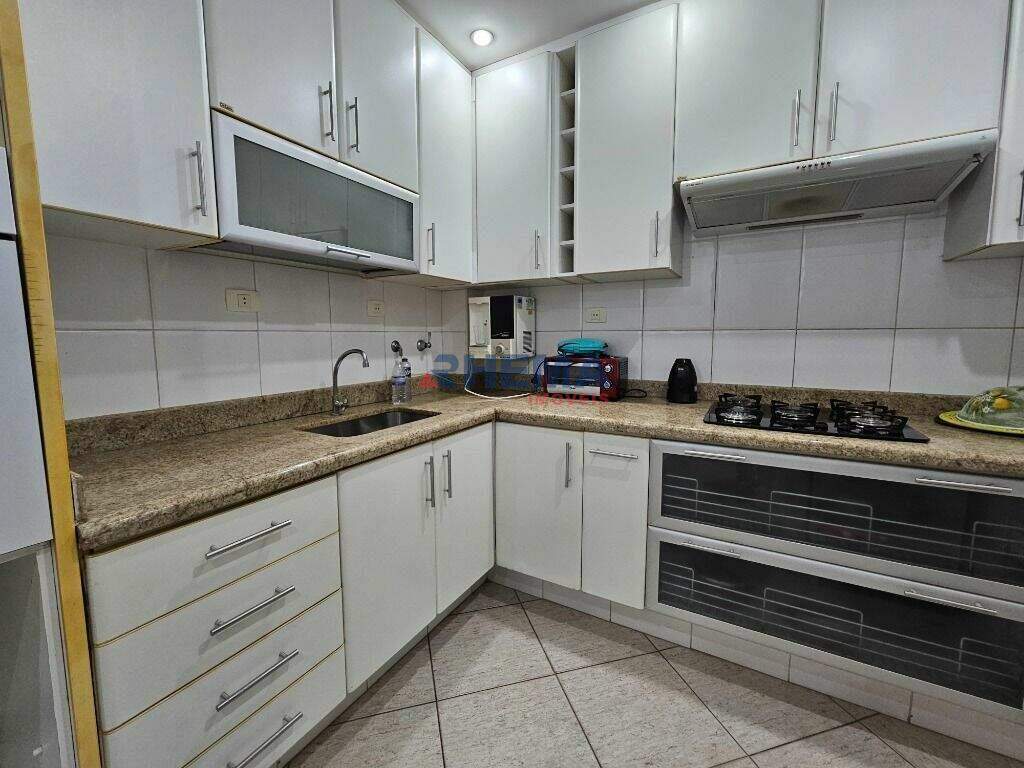 Apartamento à venda no Embaré: 