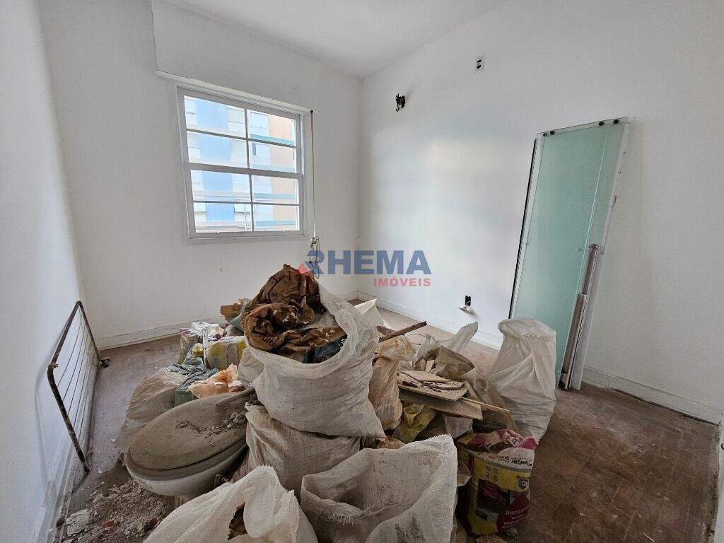 Apartamento à venda no Embaré: 