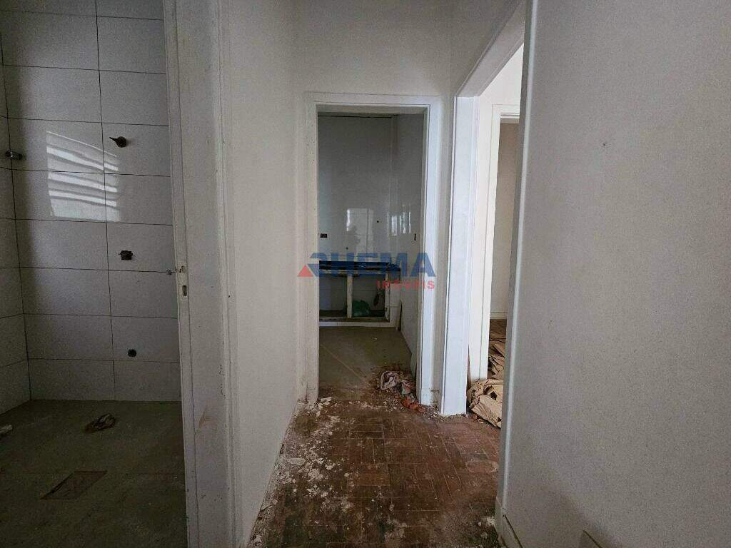 Apartamento à venda no Embaré: 
