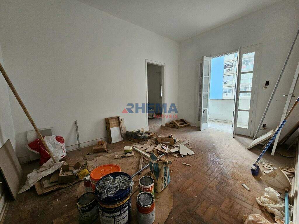 Apartamento à venda no Embaré: 