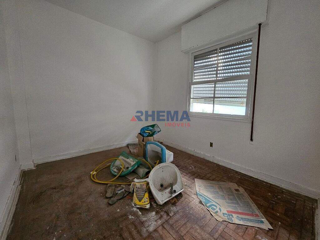 Apartamento à venda no Embaré: 
