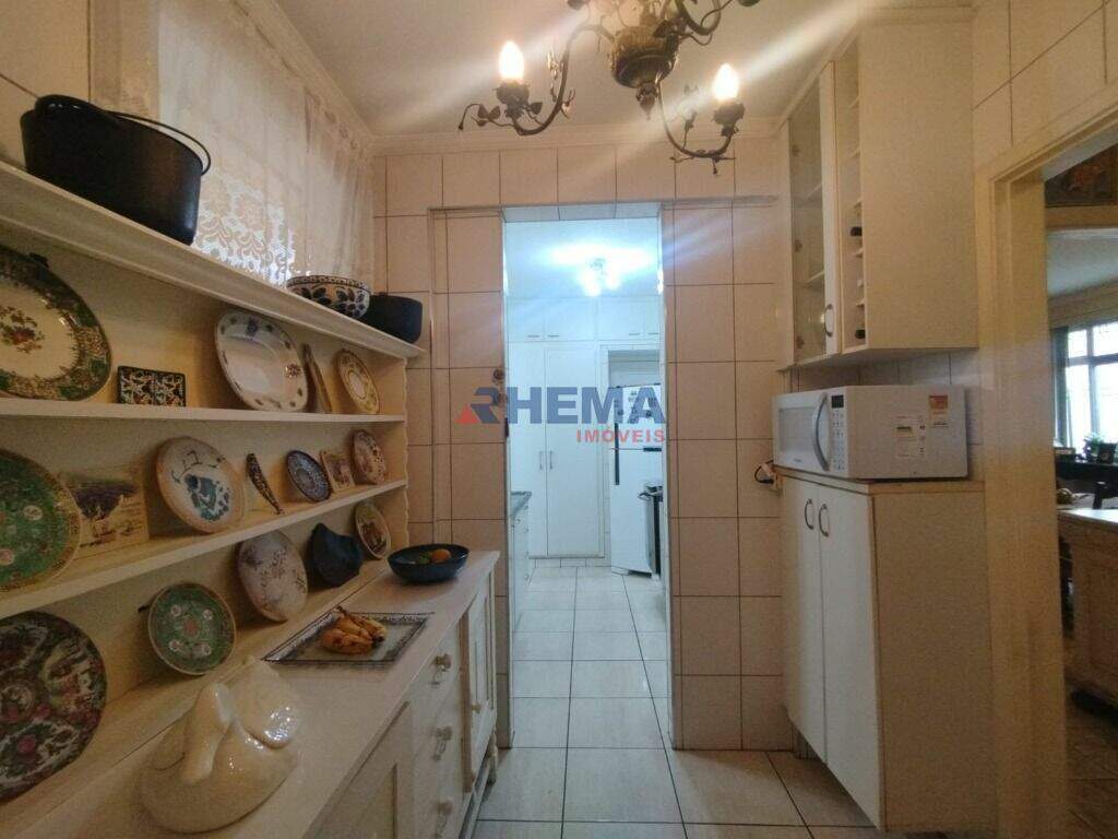 Apartamento à venda no Embaré: 