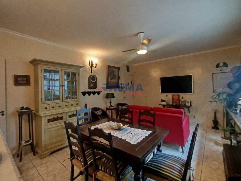 Apartamento à venda no Embaré: 