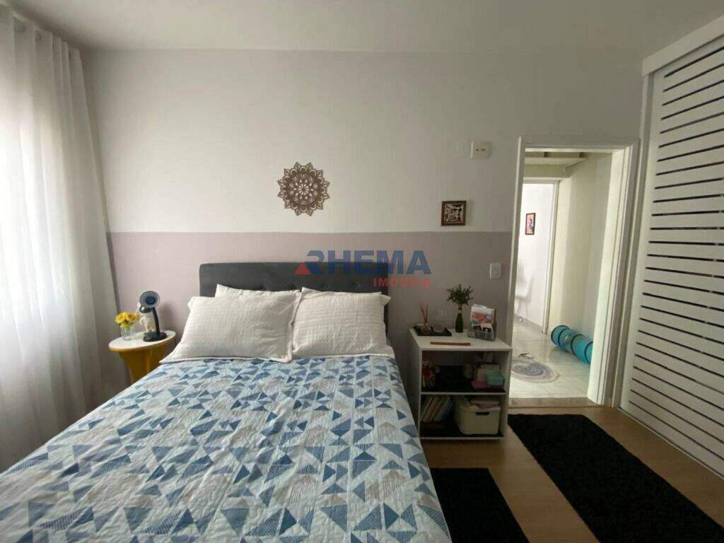 Apartamento à venda no Embaré: 