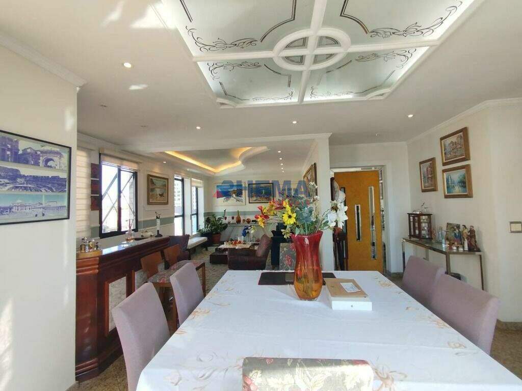 Apartamento à venda no Ponta da Praia: 