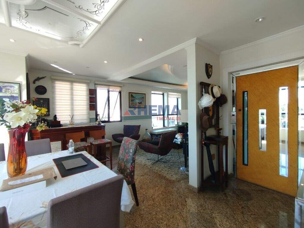 Apartamento à venda no Ponta da Praia: 