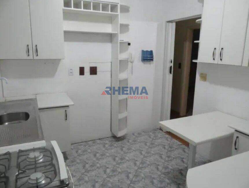 Apartamento à venda no Embaré: 