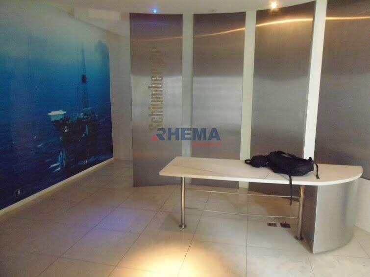 Sala à venda no Centro: 
