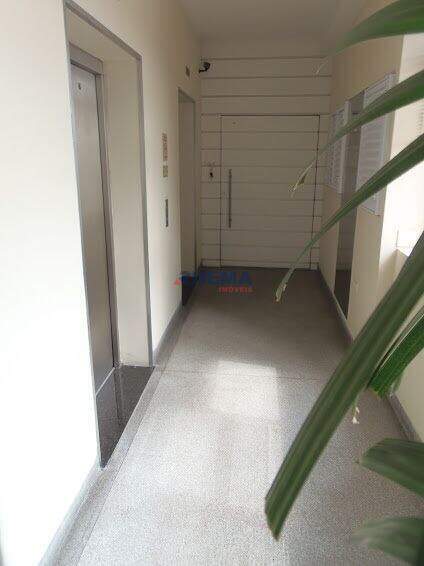 Sala à venda no Centro: 