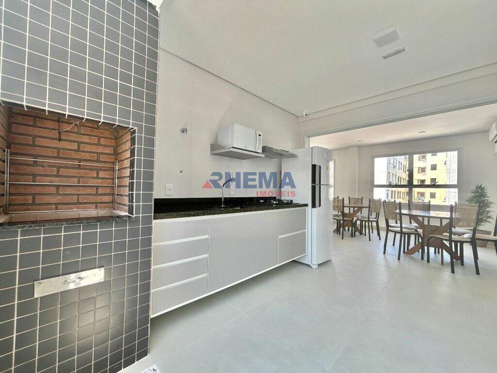 Apartamento à venda no Embaré: 
