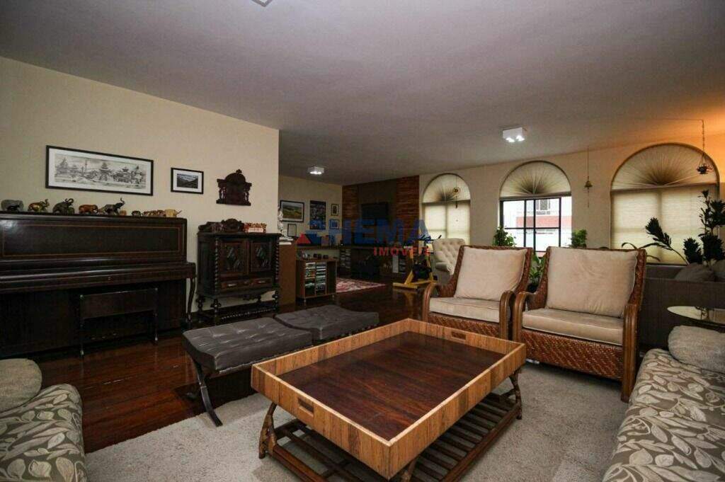 Apartamento à venda no Boqueirão: 