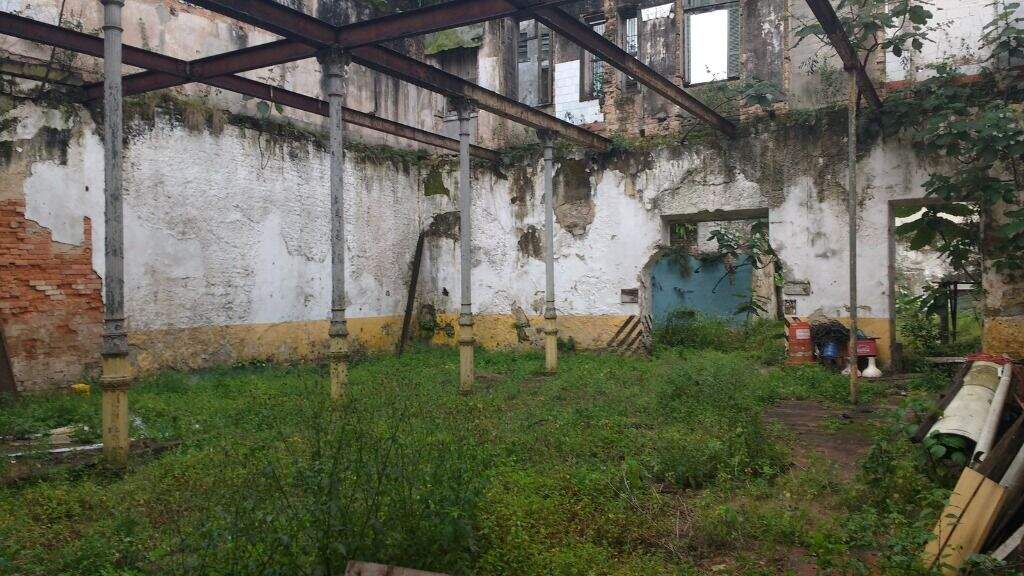 Terreno à venda no Centro: 