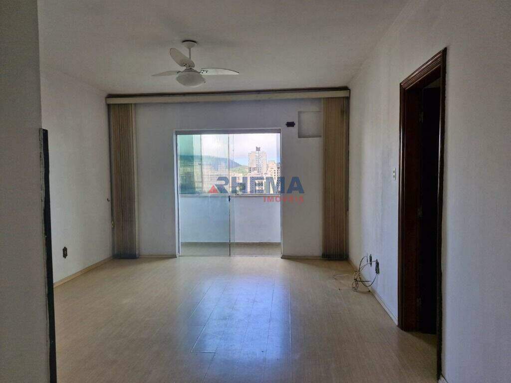 Apartamento à venda no Ponta da Praia: 