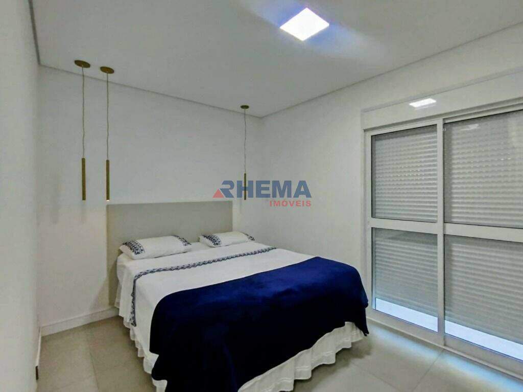 Apartamento à venda no Embaré: 
