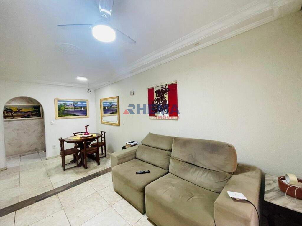 Apartamento à venda no Embaré: 