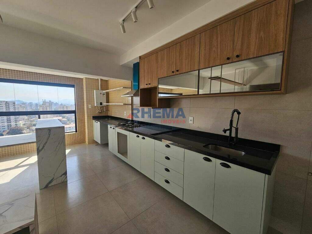Apartamento à venda no Ponta da Praia: 