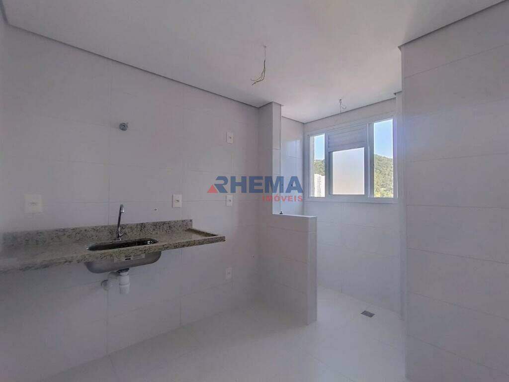 Apartamento Garden à venda no Marapé: 