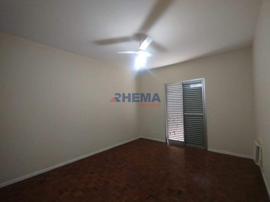 Apartamento à venda no Embaré: 