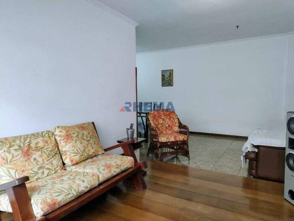 Apartamento à venda no Ponta da Praia: 