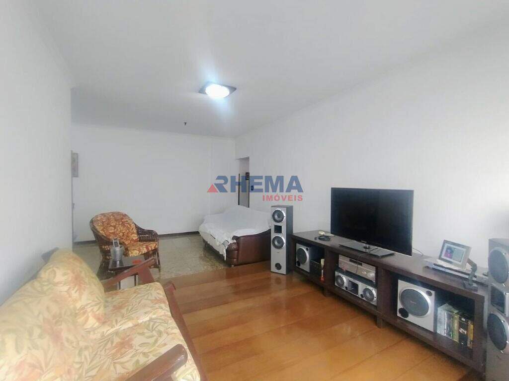 Apartamento à venda no Ponta da Praia: 