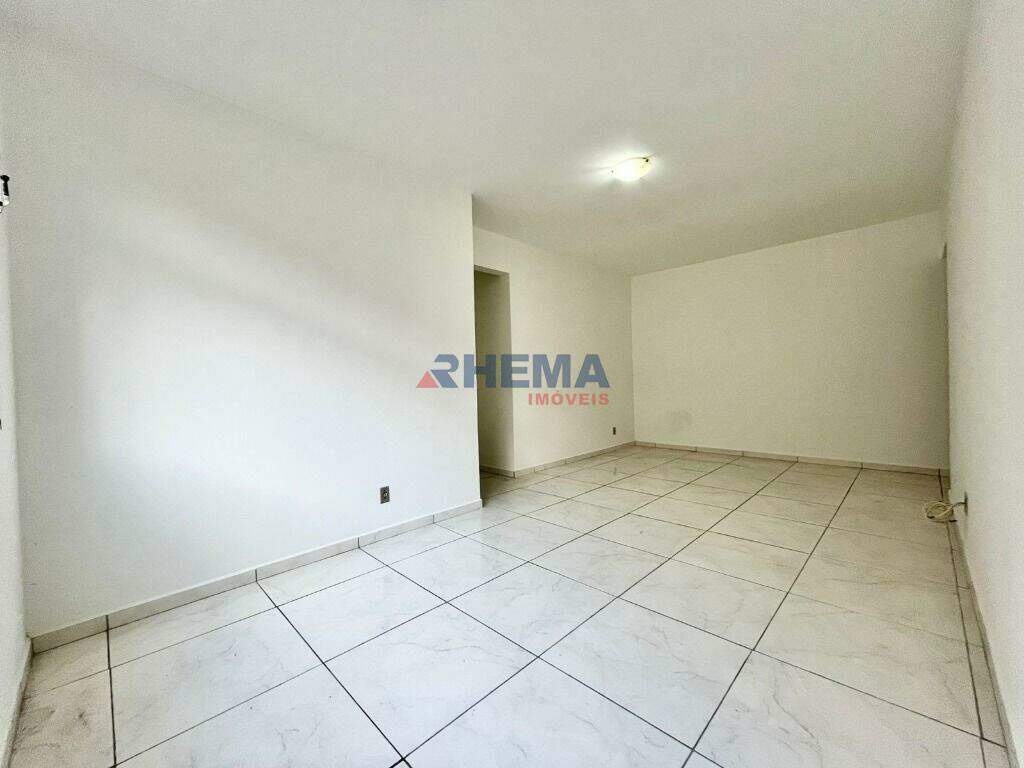 Apartamento à venda no Campo Grande: 
