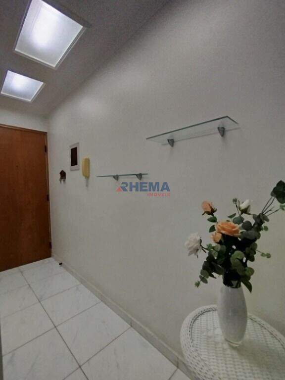 Apartamento à venda no Embaré: 