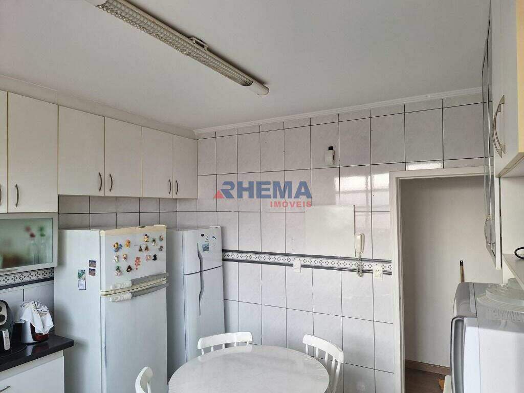Apartamento à venda no Embaré: 