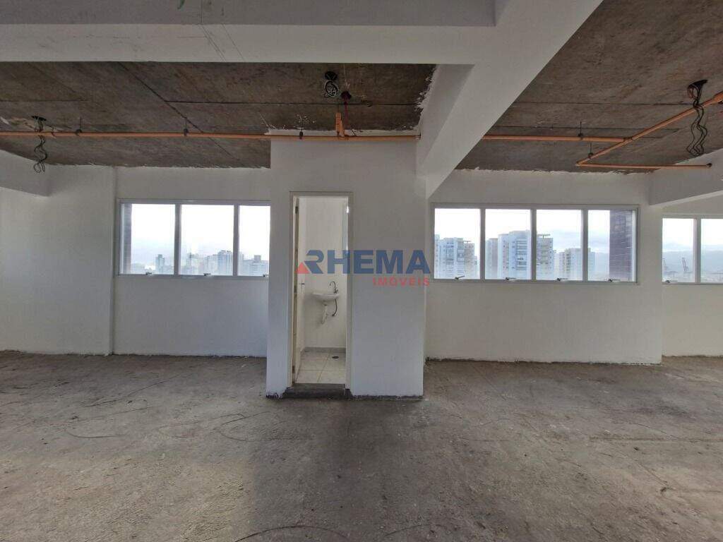 Sala à venda no Ponta da Praia: 