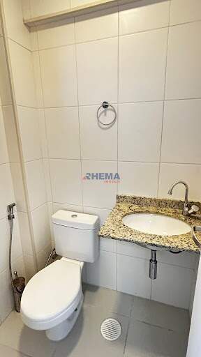 Sala à venda no Encruzilhada: 