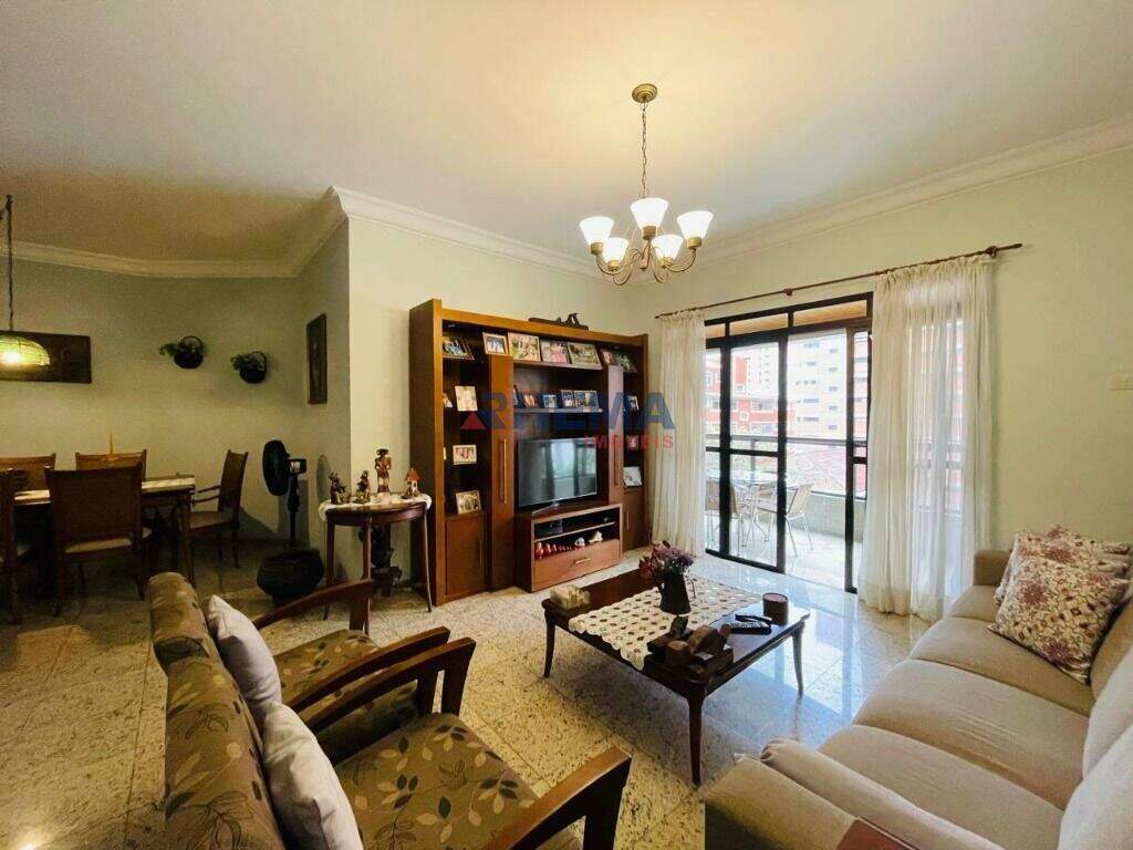 Apartamento à venda no Embaré: 