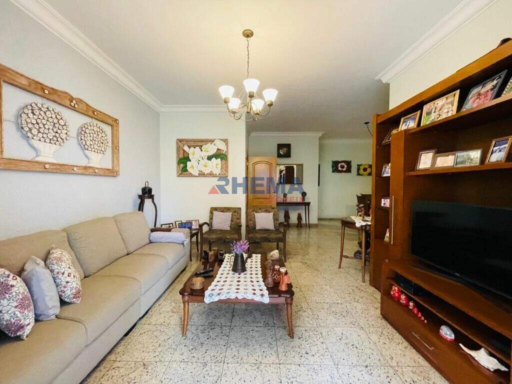Apartamento à venda no Embaré: 