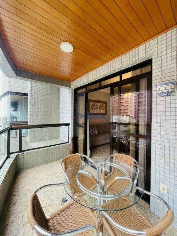 Apartamento à venda no Embaré: 